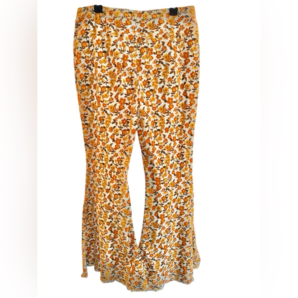 Versona “Lainey Wilson Inspired” Floral Micro Corduroy Bell Bottoms, Size 16L - Picture 2 of 4